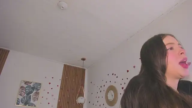 TiffanyWright online show from 03.27.26