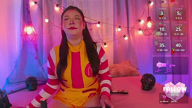 Wild lilhy online show from 10.31.25