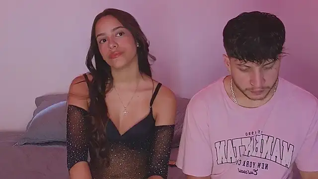 Snapshot of Nicky_and_Blake chatting on 12.01.24 Nicky and Blake online show from 12.01.24