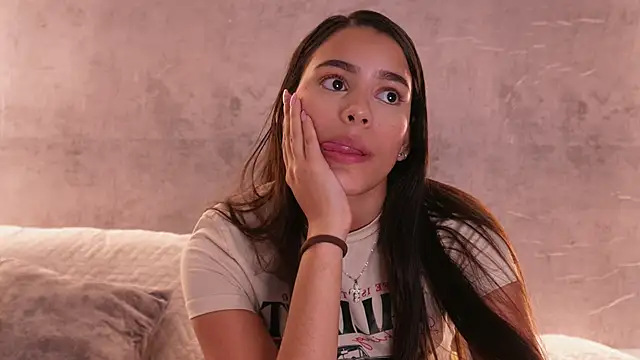 Snapshot of Nicky_and_Blake chatting on 09.12.25 Nicky and Blake online show from 09.12.25