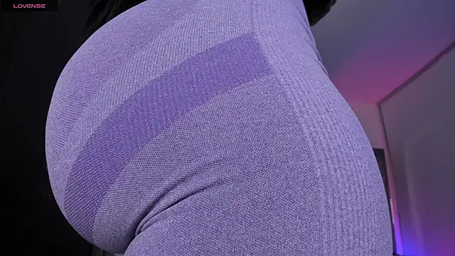 samaay07  online show from 10.23.25