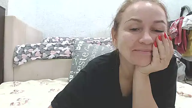 Snapshot of Vika_ chatting on 09.26.25 Vika online show from 09.26.25