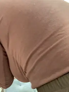 Snapshot of Shirato_hana chatting on 02.17.25 Shirato hana online show from 02.17.25