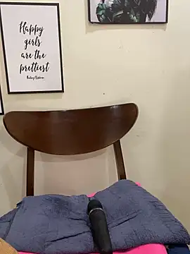 Snapshot of Shirato_hana chatting on 03.01.25 Shirato hana online show from 03.01.25