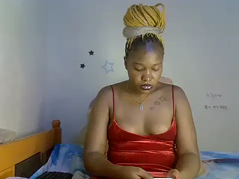 Snapshot of Pretty_tiffany chatting on 03.05.25 Pretty tiffany online show from 03.05.25