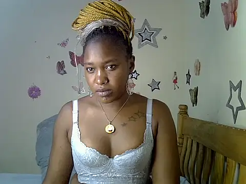 Snapshot of Pretty_tiffany chatting on 03.21.25 Pretty tiffany online show from 03.21.25