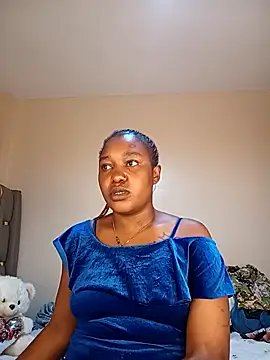 Snapshot of Pretty_tiffany chatting on 10.26.25 Pretty tiffany online show from 10.26.25