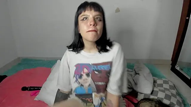 Lucyfx666 online show from 12.17.24