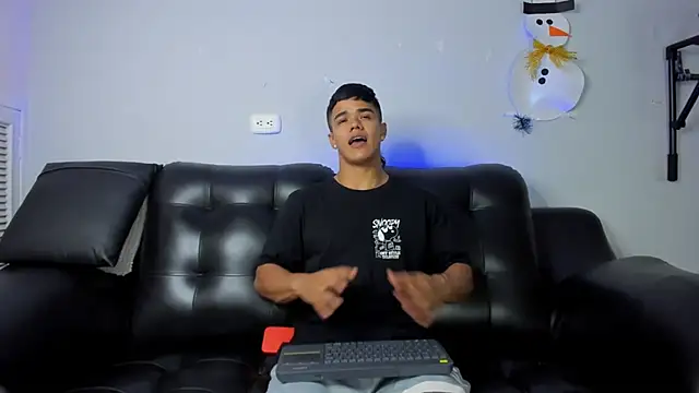 Rob saenz  online show from 12.24.24