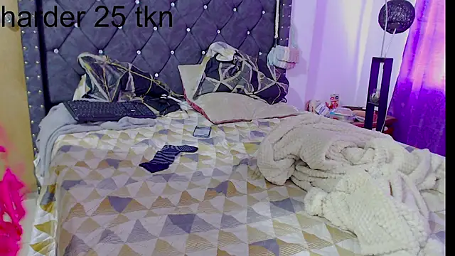 Snapshot of leoytessa_10 chatting on 03.05.25 leoytessa 10 online show from 03.05.25