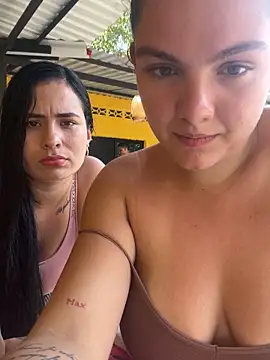 Snapshot of eva_y_marcelo chatting on 09.12.25 eva y marcelo online show from 09.12.25