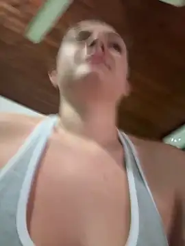 Snapshot of eva_y_marcelo chatting on 11.03.25 eva y marcelo online show from 11.03.25