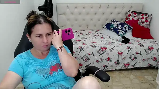 victoria jones online show from 04.08.26