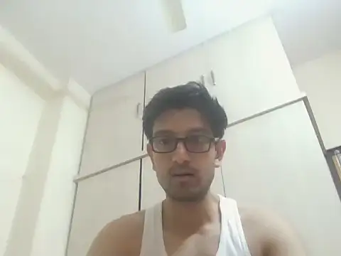 Snapshot of arjun_077 chatting on 12.14.25 arjun 077 online show from 12.14.25