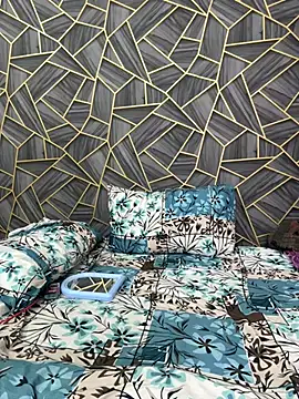 Snapshot of Diya_Chopra chatting on 12.05.24 Diya Chopra online show from 12.05.24