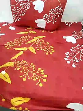 Snapshot of Diya_Chopra chatting on 12.21.24 Diya Chopra online show from 12.21.24