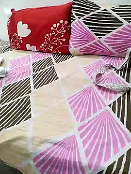 Snapshot of Diya_Chopra chatting on 01.02.25 Diya Chopra online show from 01.02.25