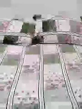 Snapshot of Diya_Chopra chatting on 01.12.25 Diya Chopra online show from 01.12.25