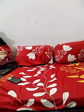 Snapshot of Diya_Chopra chatting on 02.22.25 Diya Chopra online show from 02.22.25