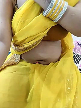 Snapshot of Diya_Chopra chatting on 03.04.25 Diya Chopra online show from 03.04.25