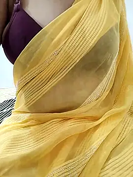 Snapshot of Diya_Chopra chatting on 03.06.25 Diya Chopra online show from 03.06.25