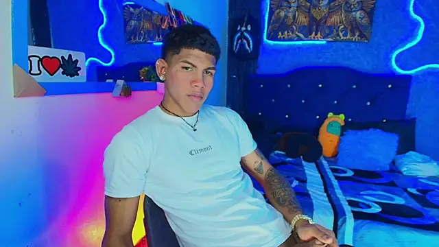 Damian latinxxx online show from 01.28.25