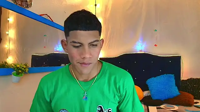 Damian latinxxx online show from 02.14.25