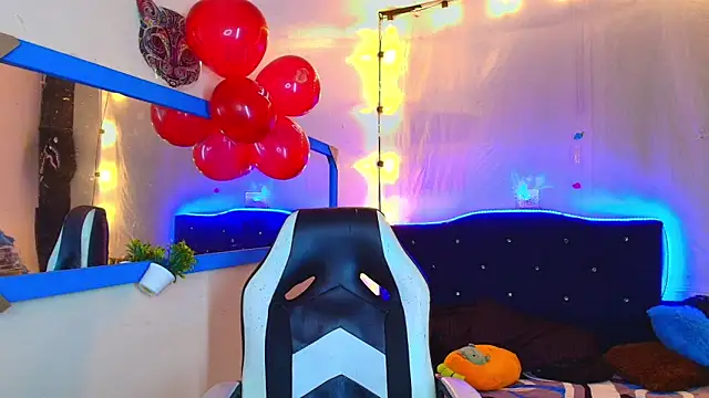 Damian latinxxx online show from 02.14.25