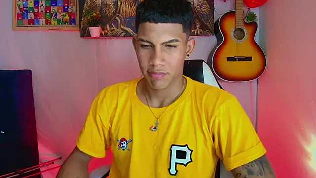 Damian latinxxx online show from 02.16.25