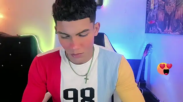 Damian latinxxx online show from 02.18.25