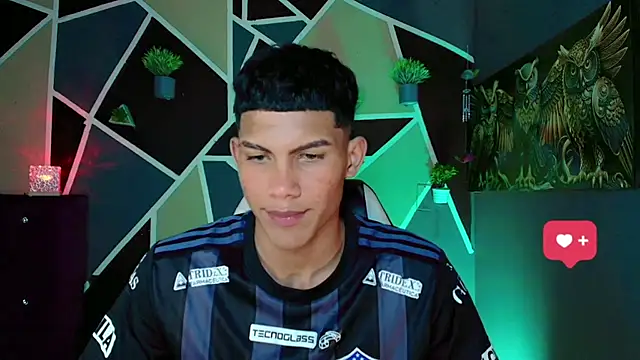 Damian latinxxx online show from 02.21.25