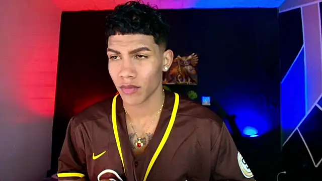 Damian latinxxx online show from 03.05.25