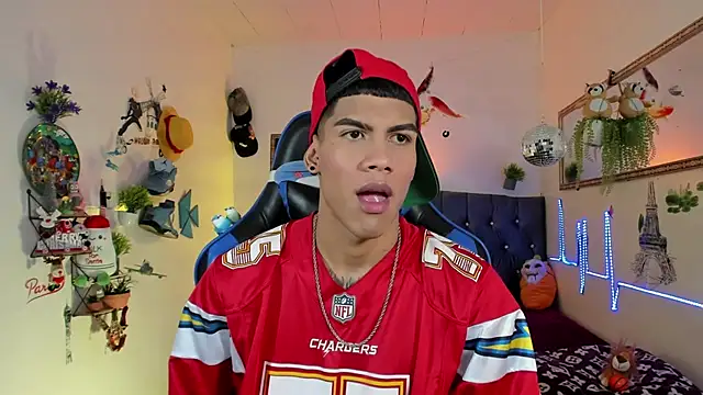 Damian latinxxx online show from 11.20.25