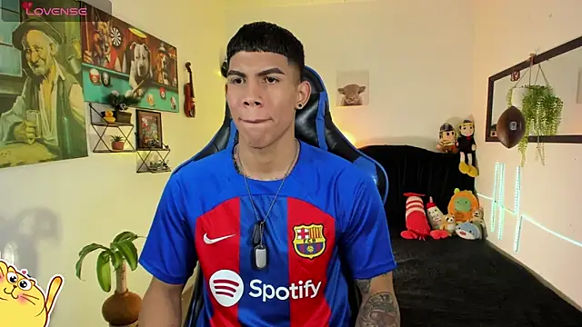 Damian latinxxx online show from 03.30.26