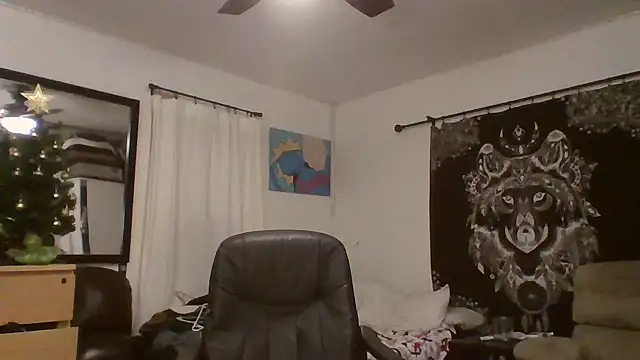 Snapshot of JohnnyDeep187 chatting on 12.22.24 JohnnyDeep187 online show from 12.22.24