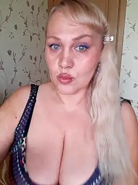 IsabellaBoni online show from 04.29.26