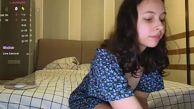 Snapshot of Agatha_Sade chatting on 02.12.25 Agatha Sade online show from 02.12.25