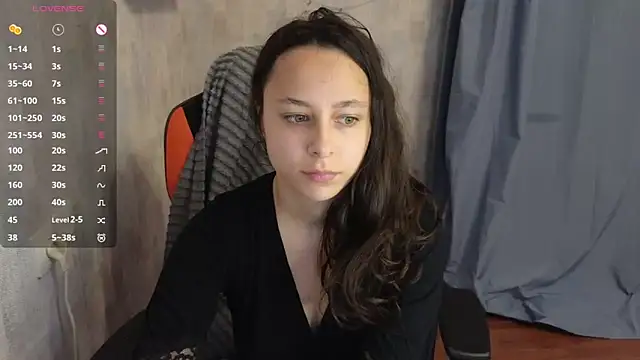 Snapshot of Agatha_Sade chatting on 09.16.25 Agatha Sade online show from 09.16.25