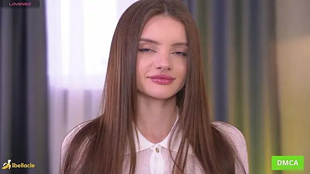 Snapshot of Bellacle chatting on 10.14.25 Bellacle online show from 10.14.25
