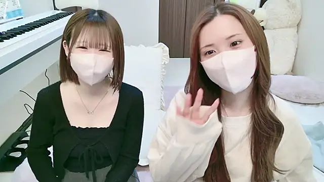 Snapshot of -SHINON- chatting on 12.28.24 -SHINON- online show from 12.28.24