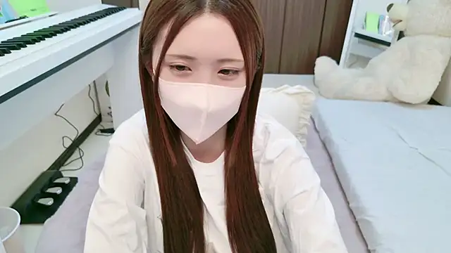 Snapshot of -SHINON- chatting on 02.09.25 -SHINON- online show from 02.09.25