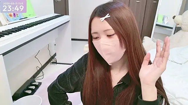 Snapshot of -SHINON- chatting on 03.11.25 -SHINON- online show from 03.11.25