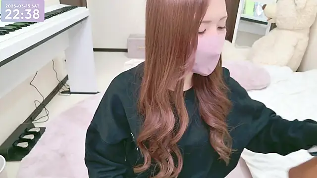 Snapshot of -SHINON- chatting on 03.15.25 -SHINON- online show from 03.15.25