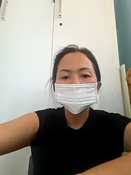 Baby-sexytits18 online show from 03.12.25