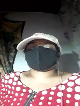 Snapshot of Tharukasenevirathne chatting on 05.28.26 Tharukasenevirathne online show from 05.28.26