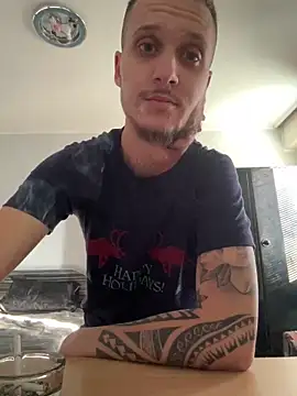 Snapshot of BWC69_69_69 chatting on 12.16.24 BWC69 69 69 online show from 12.16.24