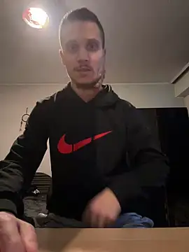 Snapshot of BWC69_69_69 chatting on 12.25.24 BWC69 69 69 online show from 12.25.24