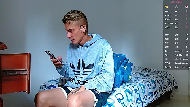 bray hotboy777 online show from 10.23.25