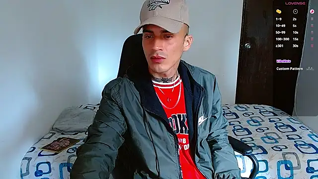 bray hotboy777 online show from 11.16.25