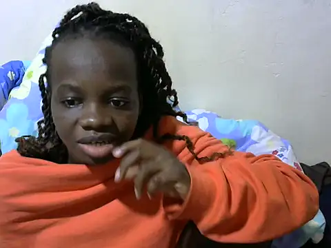 Snapshot of Thicky_kyla chatting on 06.09.26 Thicky kyla online show from 06.09.26
